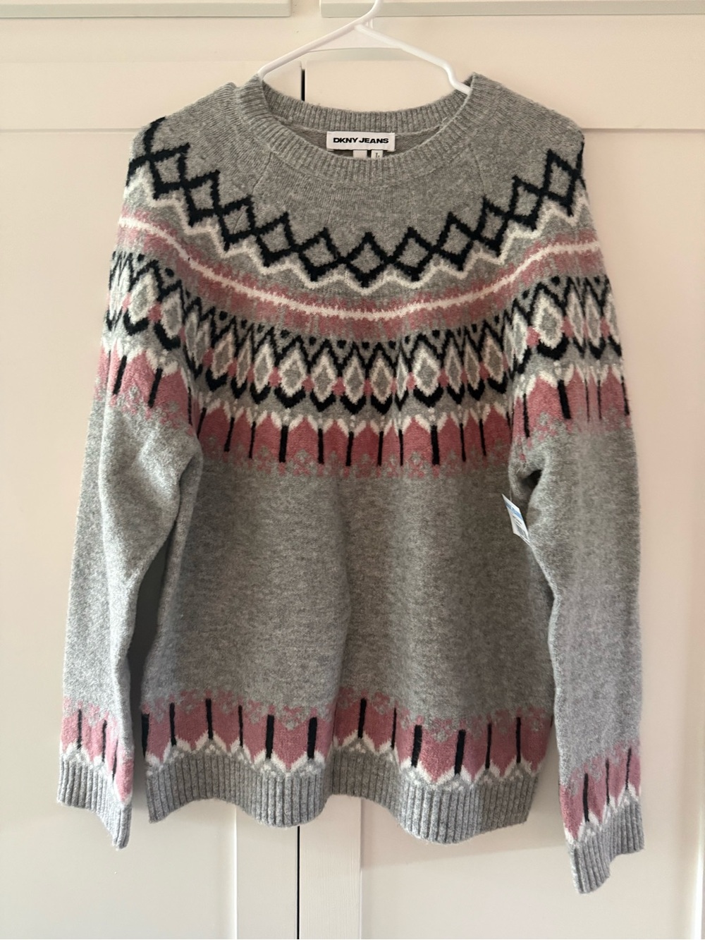 NWOT DKNY Jeans Fair Isle Sweater Large Gray Pink Nordic Cozy Winter Pullover